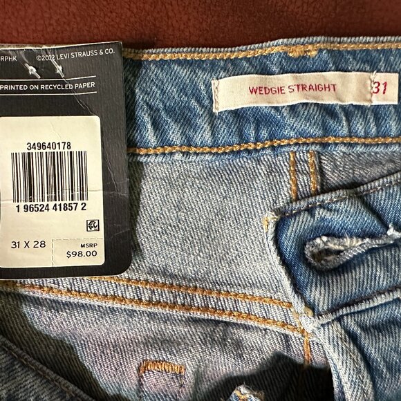 Levi's Women's Premium Wedgie Straight Jeans, Iconic Fit Size 31 NWT - Picture 6 of 12